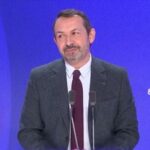 Iran : Emmanuel Macron "ne peut pas s'empêcher de faire du spectacle" et Jean-Noël Barrot est "toujours un peu en retard d'un métro", cingle Sébastien Chenu