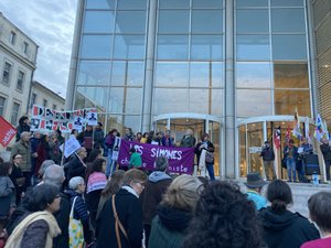 Municipales à Nîmes : à l’appel de Visa 30, 200 personnes manifestent contre la venue de Jordan Bardella au meeting du candidat Julien Sanchez