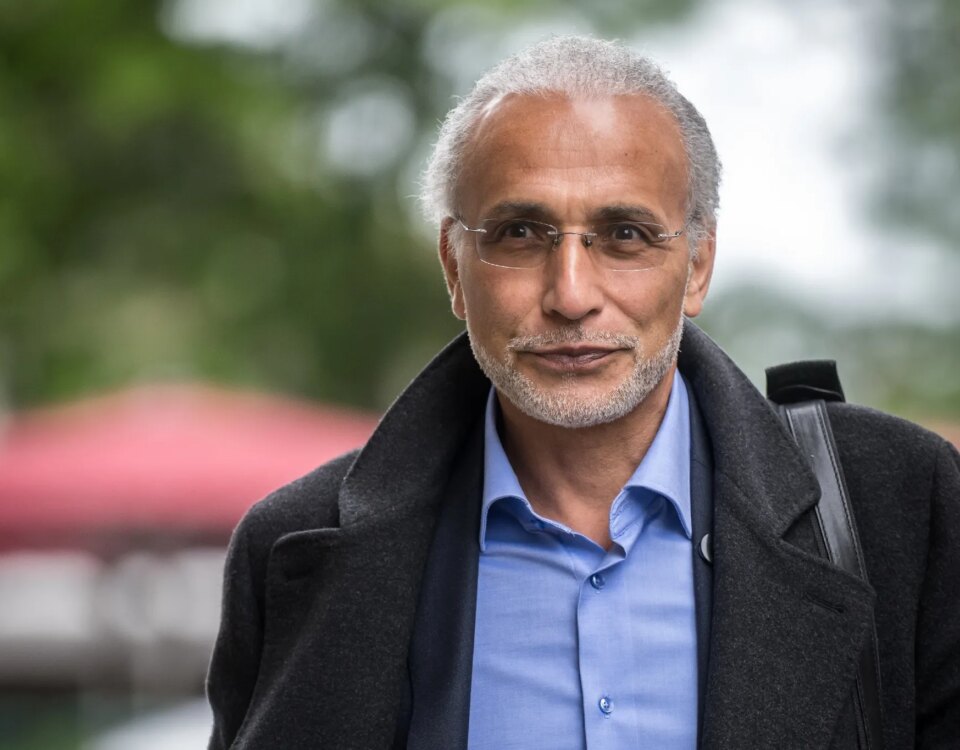 Tariq Ramadan : l’islamologue absent à son procès, la justice ordonne une expertise médicale